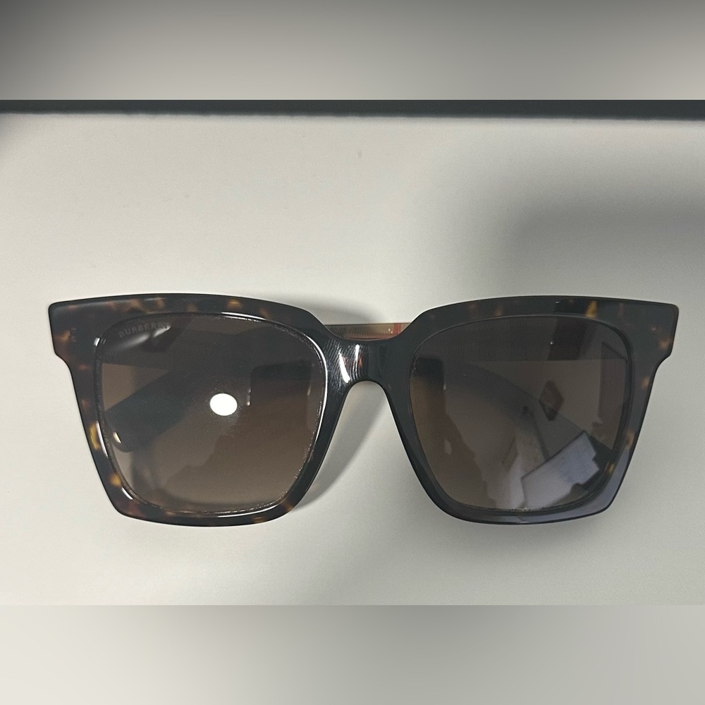 Burberry sunglasses